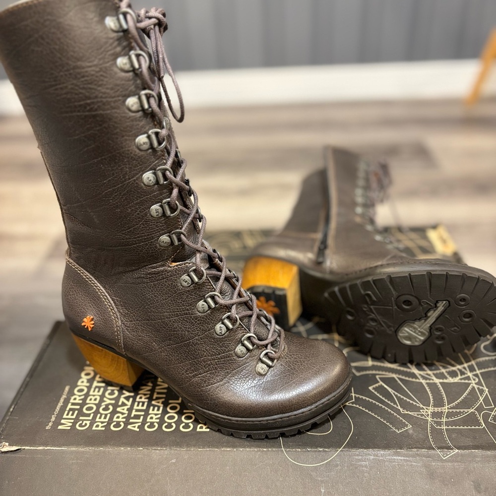 The Art Company Mid-Calf Boots